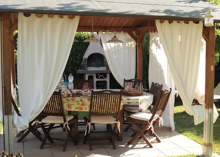 Oda ve Kahvaltı La Casa Di Biba 3*